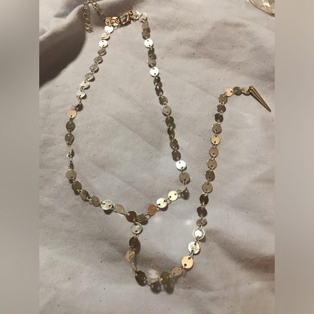 Shiny Necklace - Silver Tone